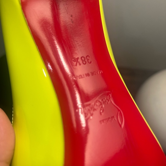 Kate 100 Christian Louboutin Neon Yellow size 38.5 - Picture 7 of 10